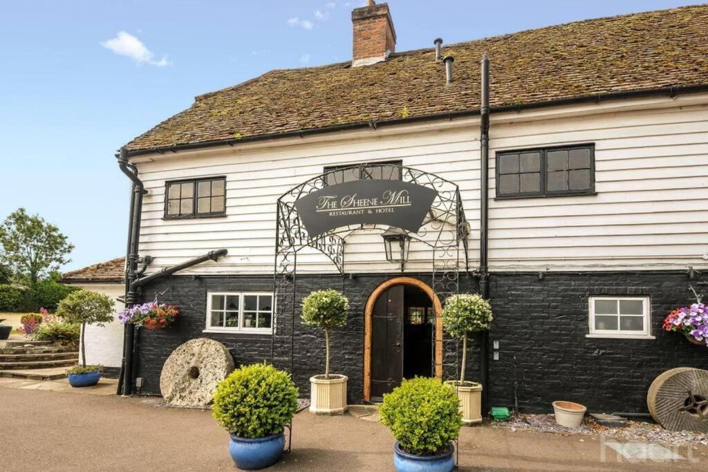 Melbourn Entire Thatched Cottage מראה חיצוני תמונה