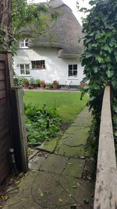 Melbourn Entire Thatched Cottage מראה חיצוני תמונה
